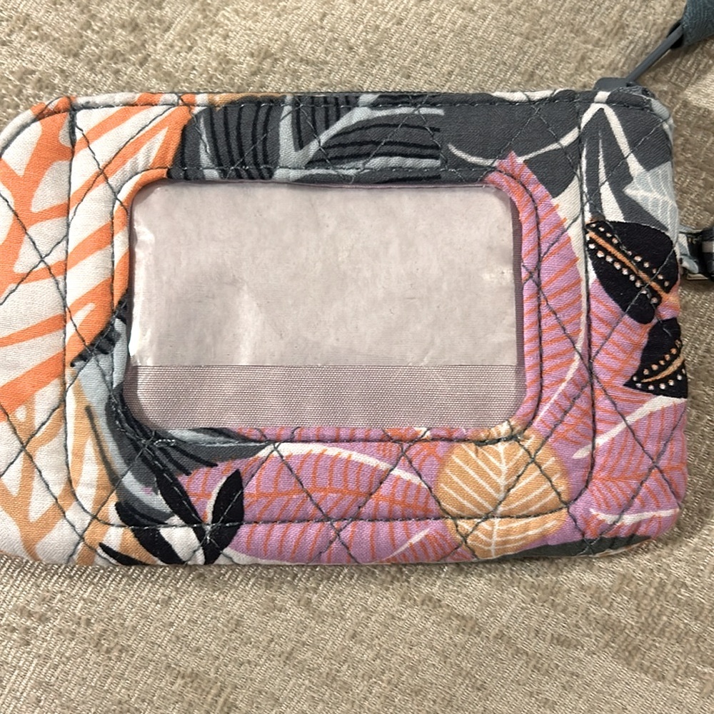Vera Bradley RFID Zip-Top ID Case       New With Tags